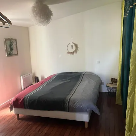 Chaleureux Au Coeur De La Appartement Saintes